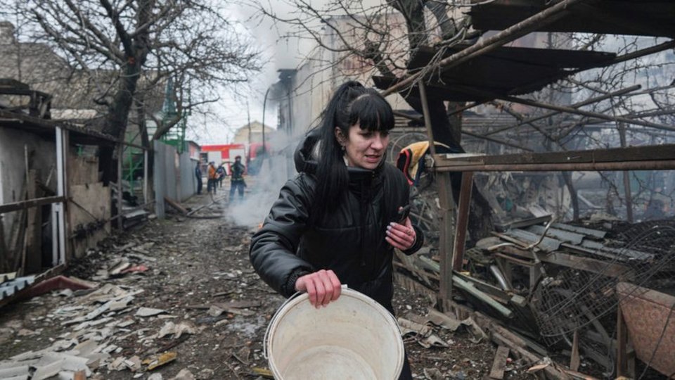 The attacks in Mariupol have been going on for days. 